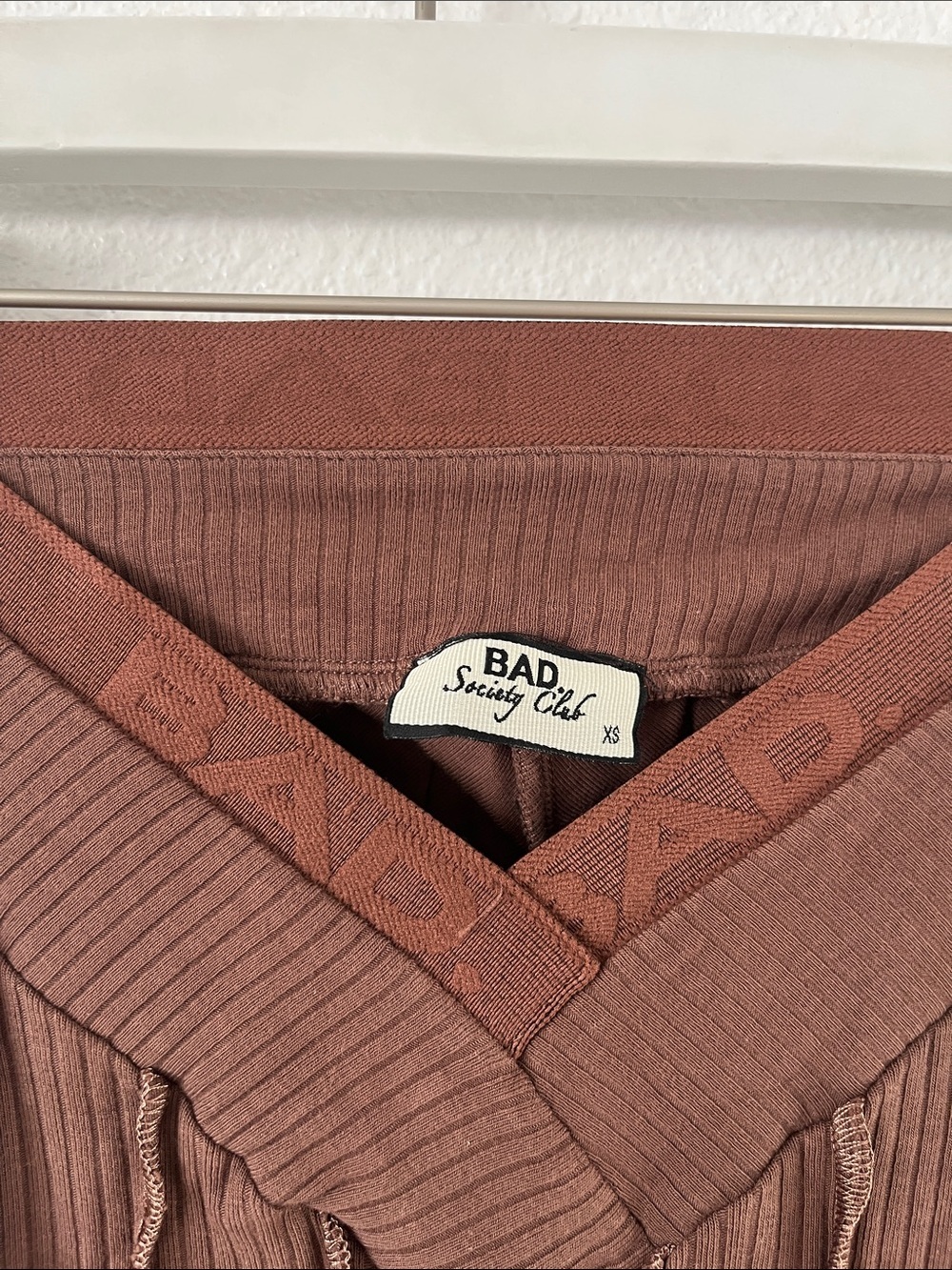 Bad Society Club: ICY RIBBED STRETCH PANTS- MOCHA BROWN Size XS - Picture 4 of 6